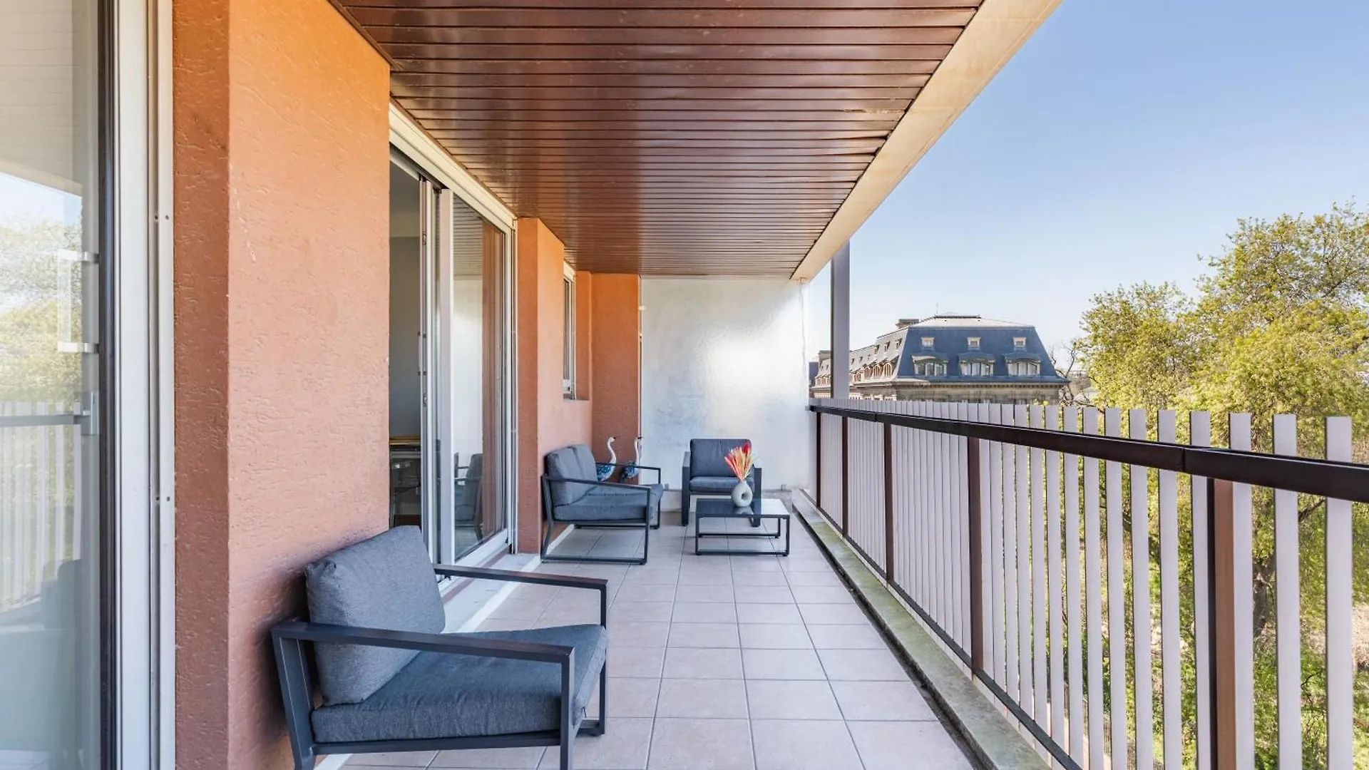 Διαμέρισμα Superbe Appartement Avec Terrasse Vue Sur Jardin Παρίσι