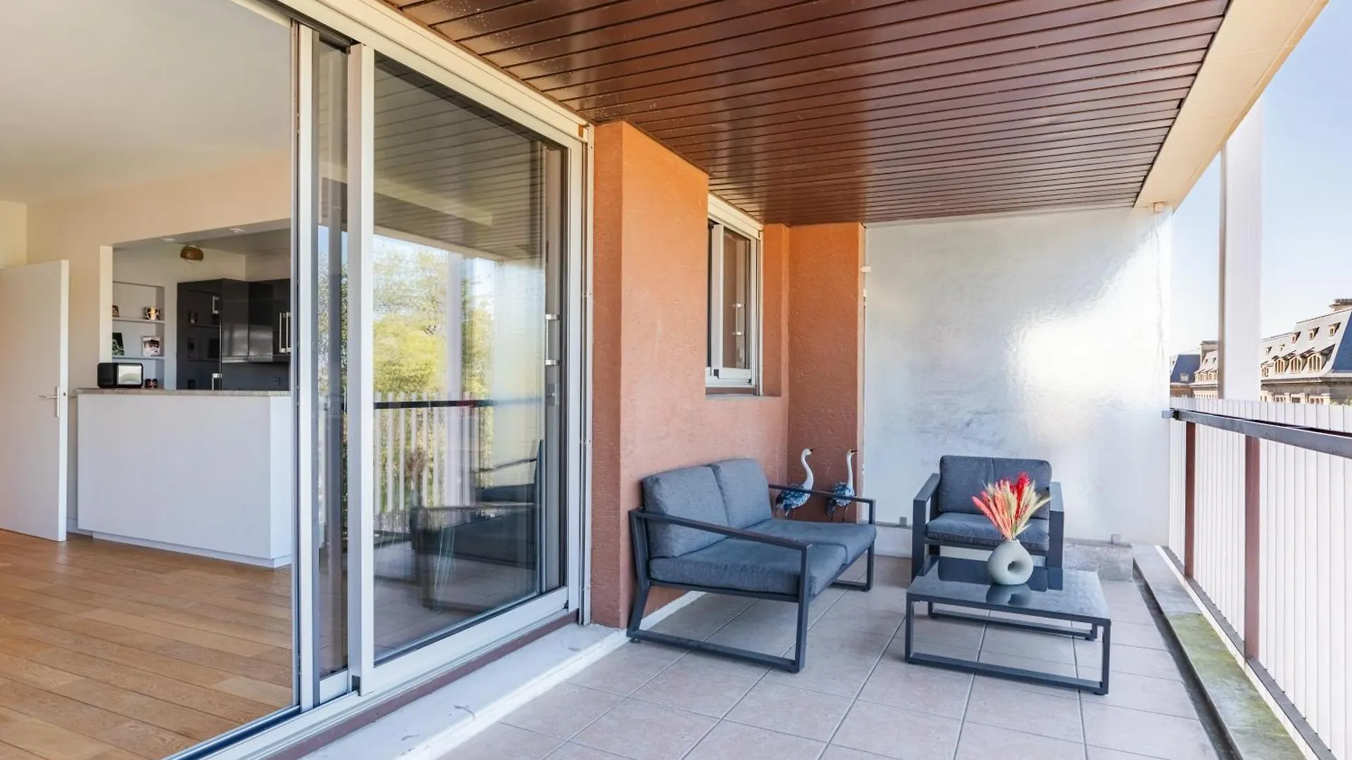 Superbe Appartement Avec Terrasse Vue Sur Jardin Παρίσι Διαμέρισμα
