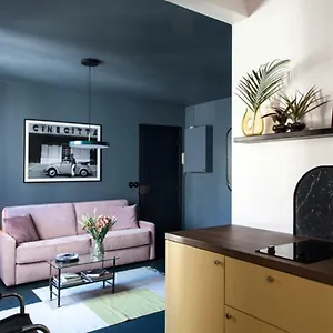 Joie Quartier Latin Apartment